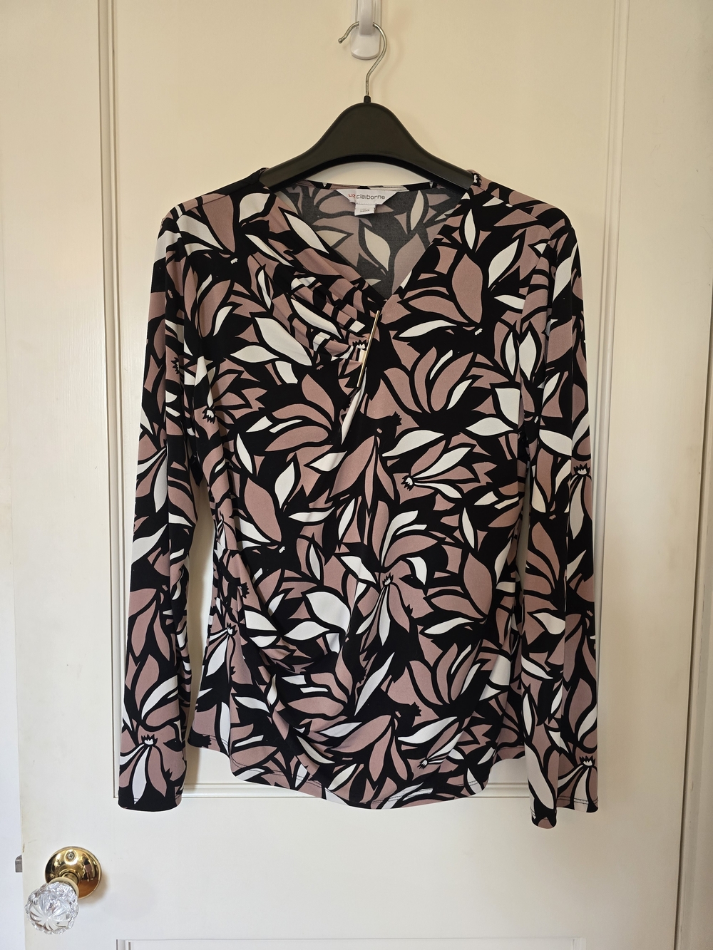 Liz Claiborne Black, Tan & White Abstract Leaf Print Long Sleeve Top MED